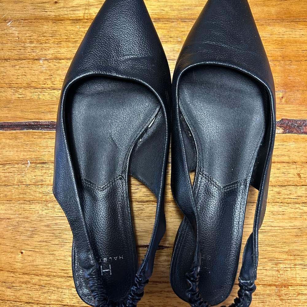 Halston Heritage Black Pointed Slingback Flats with Elastic Heel